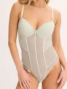 BODY Z KORONKĄ