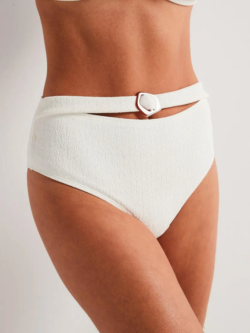 DORINA MAJTKI OD BIKINI WYSOKI STAN