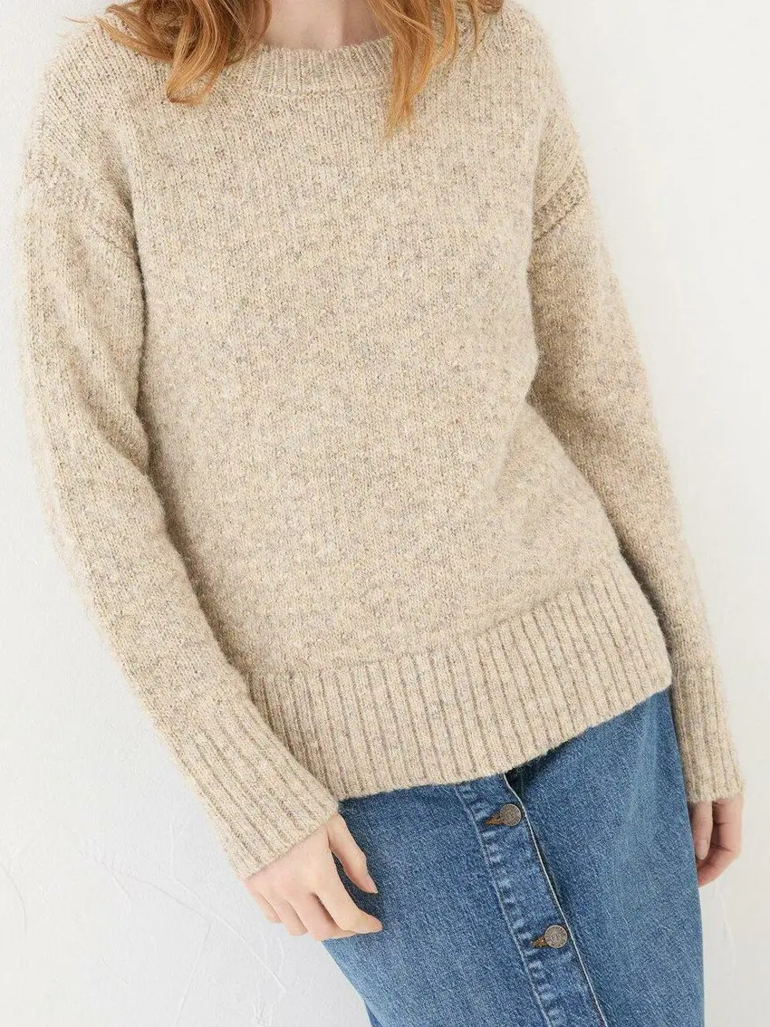 SWETER ZE ZŁOTĄ NICIĄ