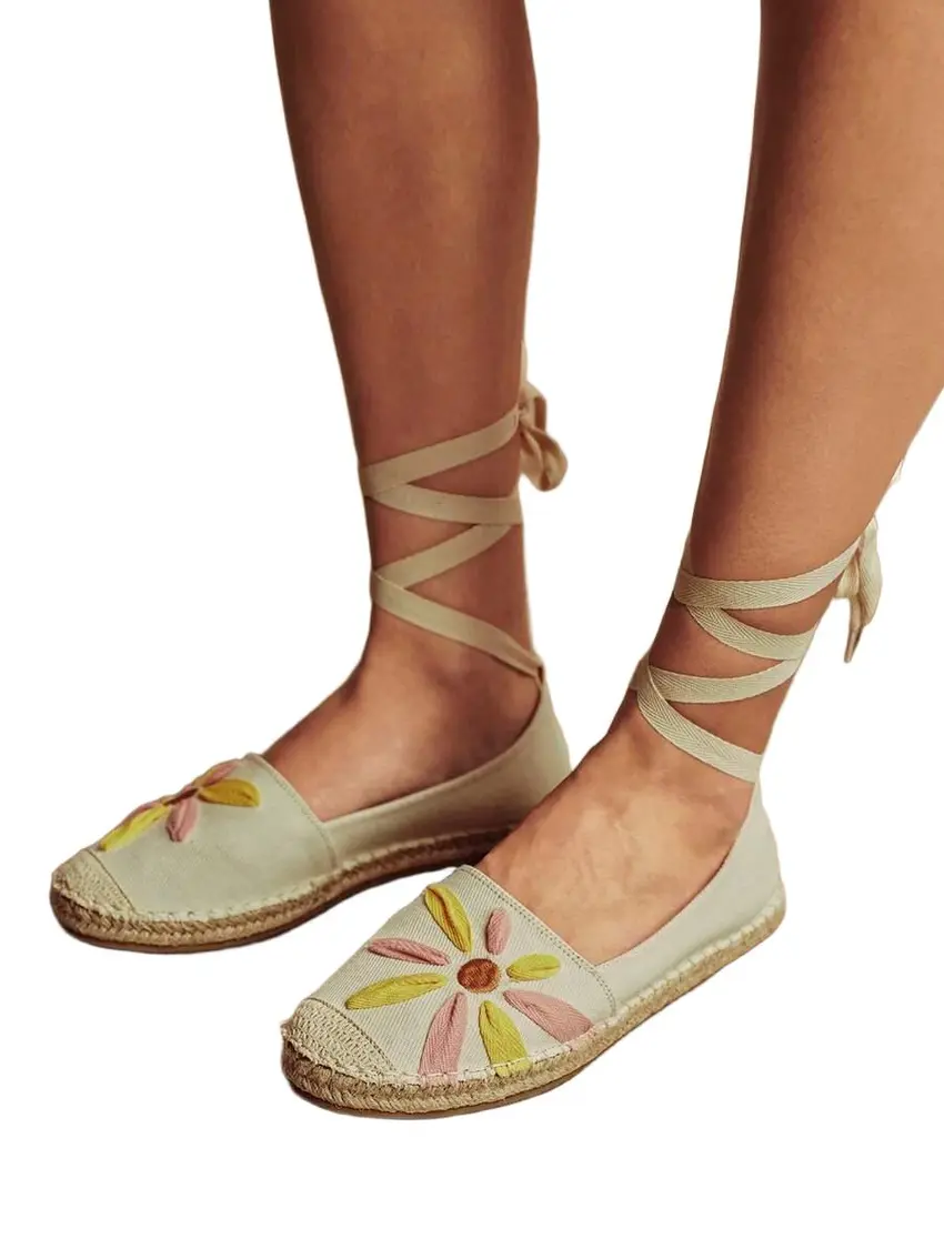 BUTY ESPADRYLE Z WIĄZANIEM