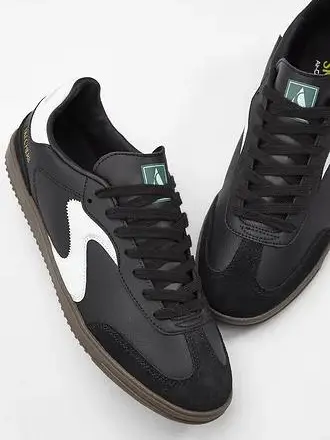 SNEAKERSY SKECHERY