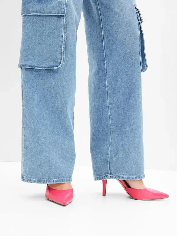 BUTY NA OBCASIE