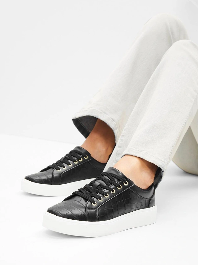 DAMSKIE BUTY SPORTOWE