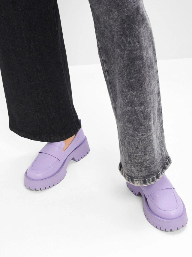 PÓŁBUTY LOAFERSY FIOLETOWE